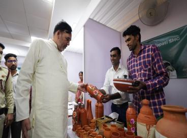 Meeting with startups, entreprenuers for alternative products on single use plastic